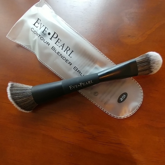 201 - DUAL CONTOUR BLENDER BRUSH - Picture 4 of 5